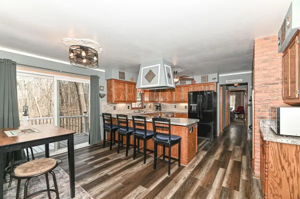 $649,900 | W267S7535 Olympia Court North, Vernon, WI 53189