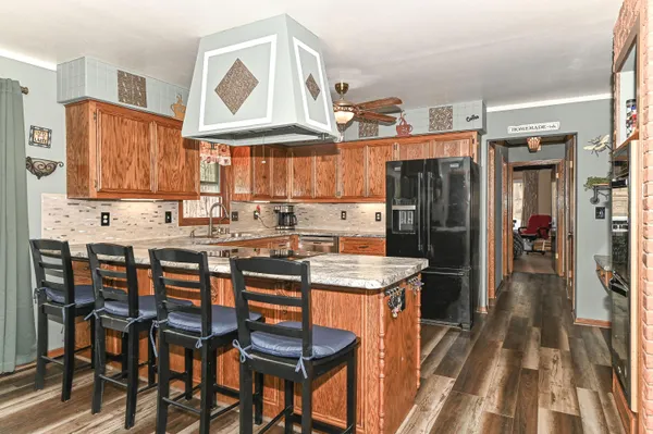 $649,900 | W267S7535 Olympia Court North, Vernon, WI 53189