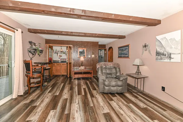 $649,900 | W267S7535 Olympia Court North, Vernon, WI 53189