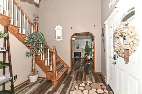 $649,900 | W267S7535 Olympia Court North, Vernon, WI 53189