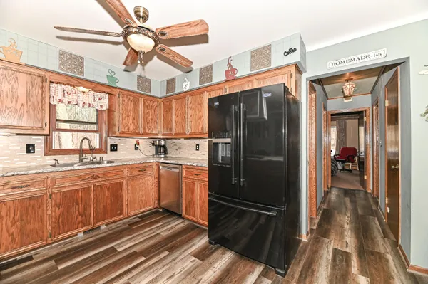 $649,900 | W267S7535 Olympia Court North, Vernon, WI 53189