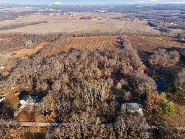 $299,999 | 25390 Cr 264 Road, Carrollton, MO 64633