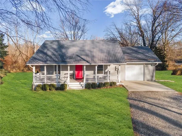 $299,999 | 25390 Cr 264 Road, Carrollton, MO 64633