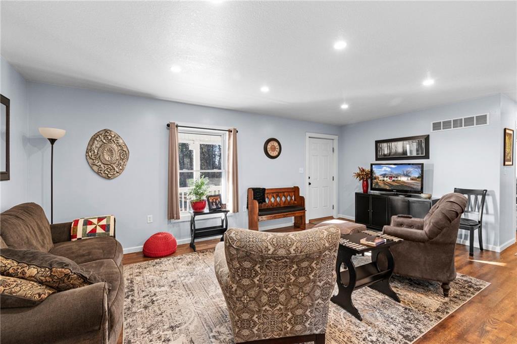 25390 Cr 264 Road Carrollton, MO 64633 - Photo 7 of 50