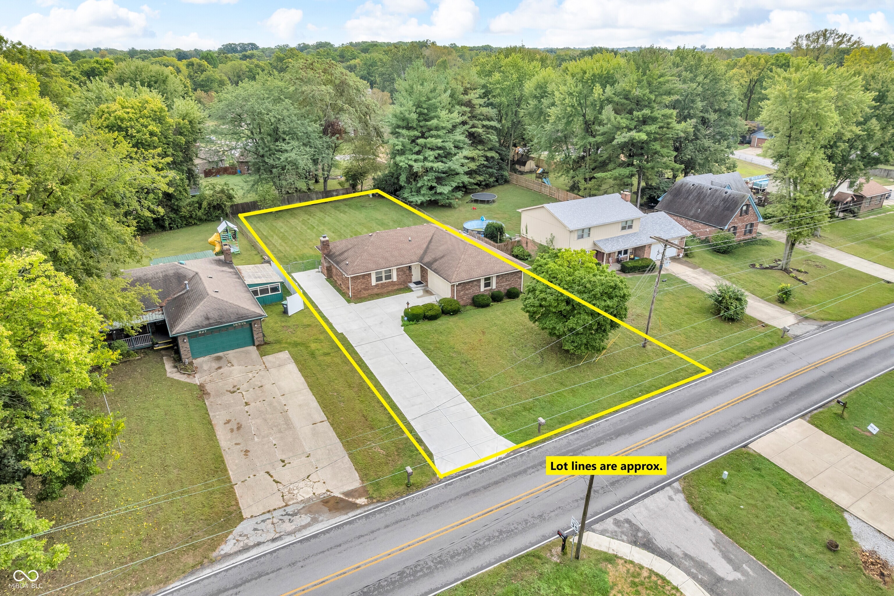 817 North Peterman Road Greenwood, IN 46142 - Photo 15 of 17