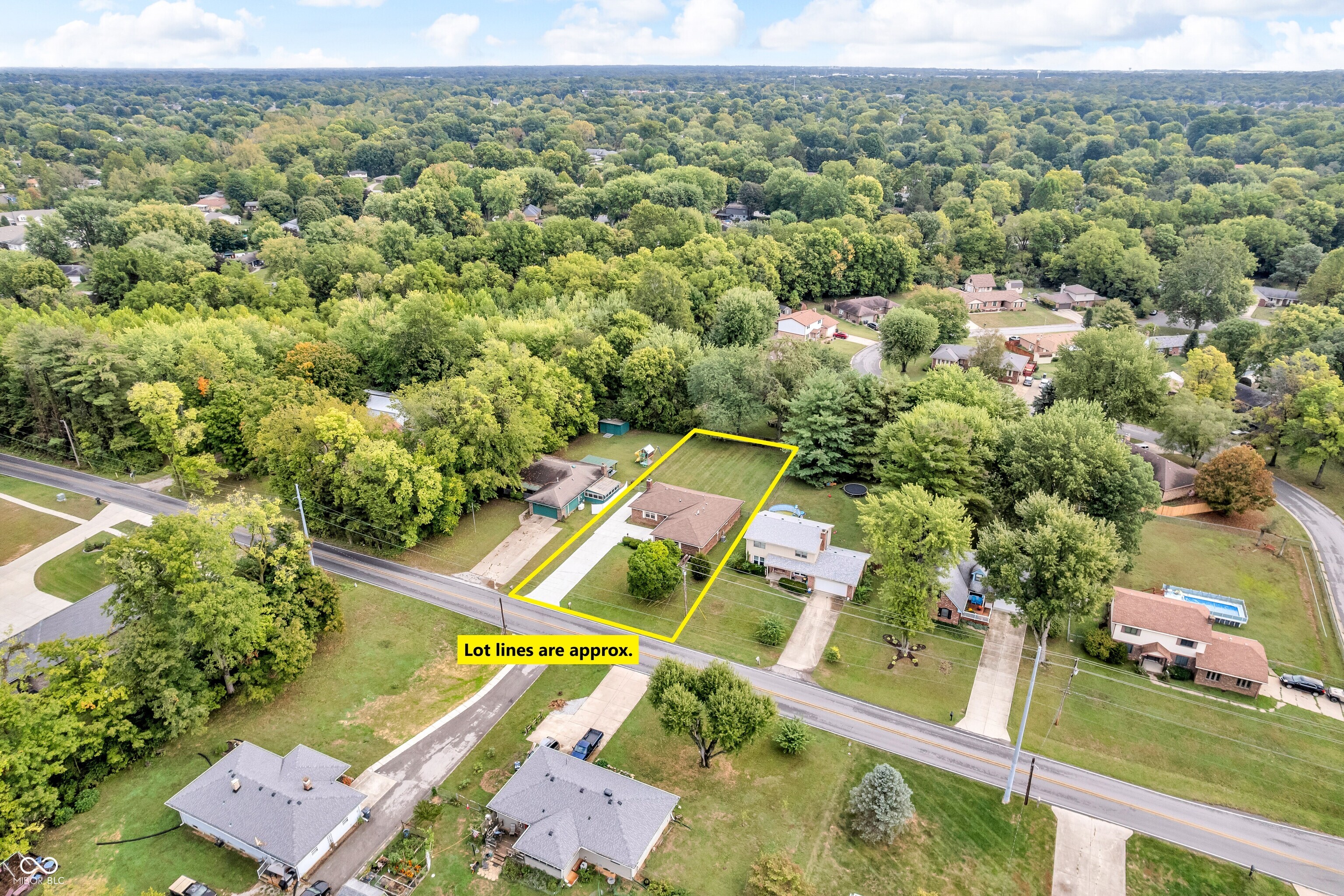 817 North Peterman Road Greenwood, IN 46142 - Photo 16 of 17