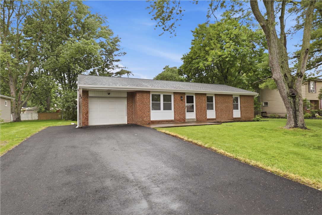 23 Cross Gates Road Gates, NY 14606 - Photo 2 of 20