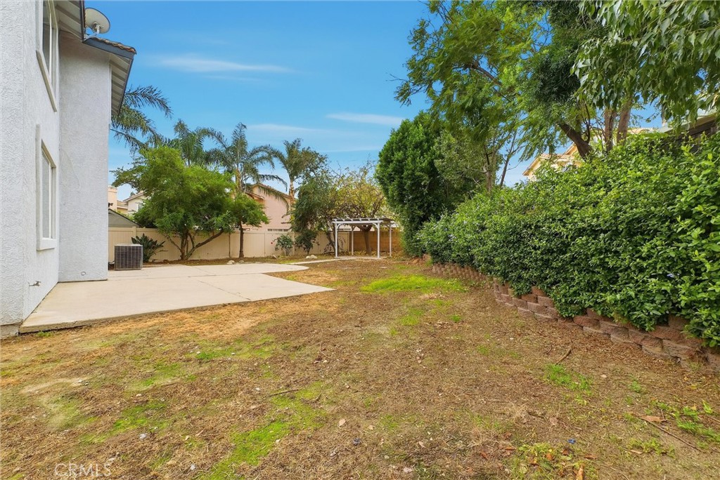 7522 Calais Court Rancho Cucamonga, CA 91730 - Photo 17 of 20 a view of back yard of the house
