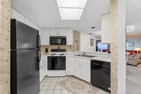 $5,000 | 3870 North Hwy A1A, Unit 604, Fort Pierce, FL 34949