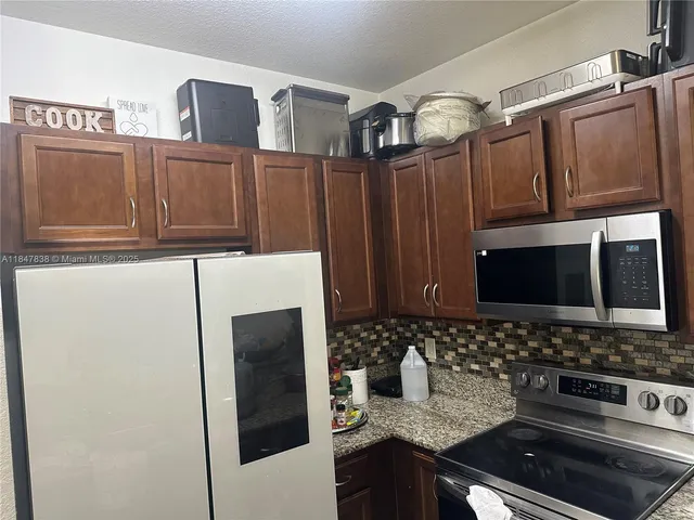 $409,900 | 8922 Southwest 18th Street, Unit 8922, Miramar, FL 33025