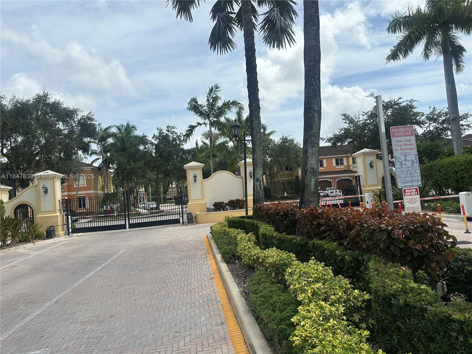 8922 Southwest 18th Street, Unit 8922 Miramar, FL 33025 - Photo 6 of 22