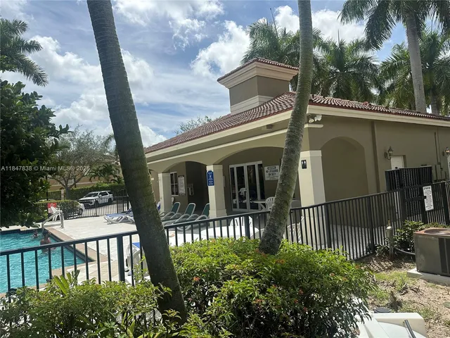 $409,900 | 8922 Southwest 18th Street, Unit 8922, Miramar, FL 33025