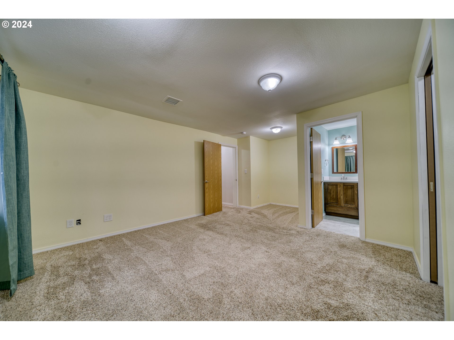 52447 Bird Road Scappoose, OR 97056 - Photo 16 of 48 Gallery Image 16