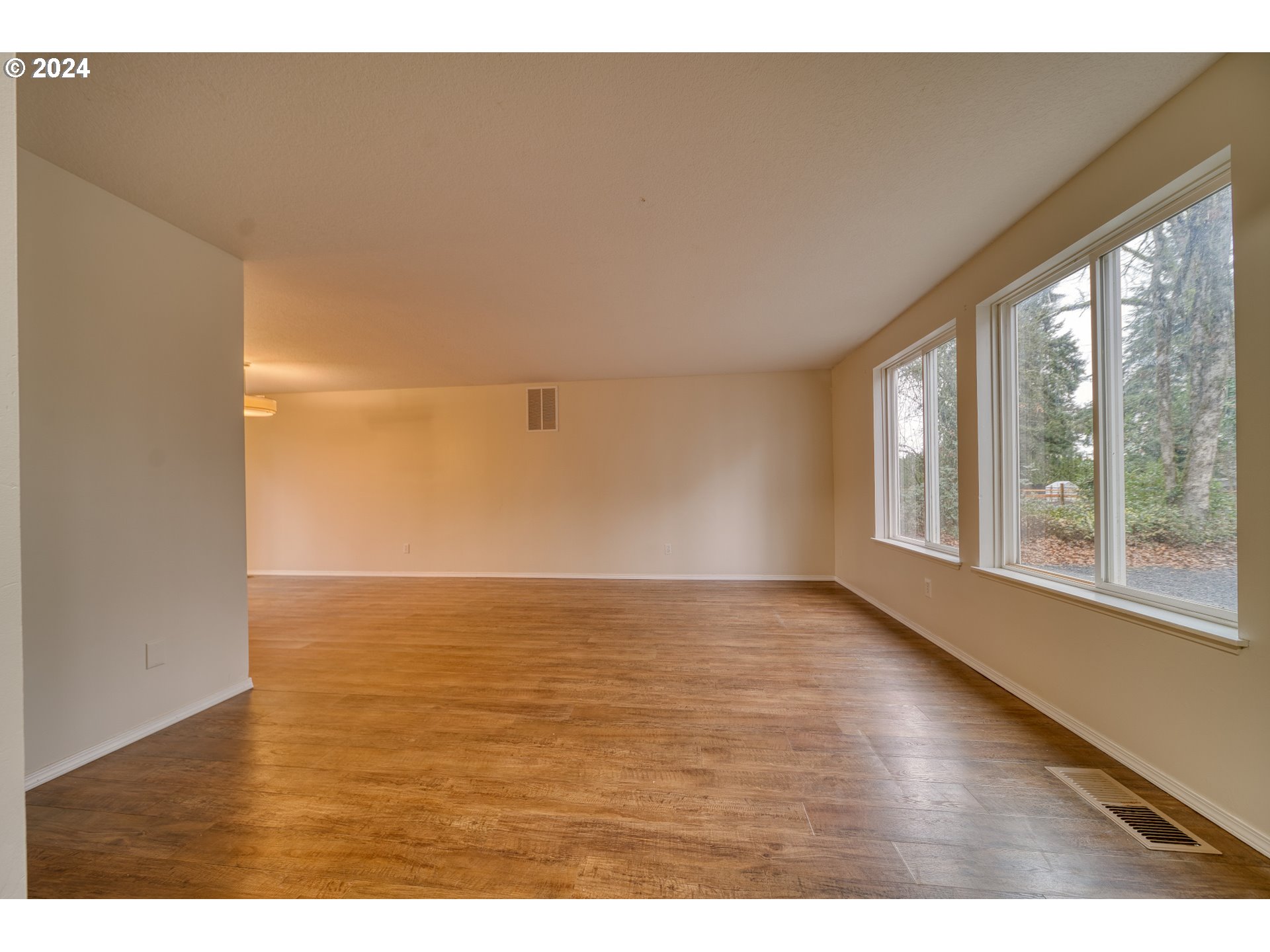 52447 Bird Road Scappoose, OR 97056 - Photo 7 of 48 Gallery Image 7