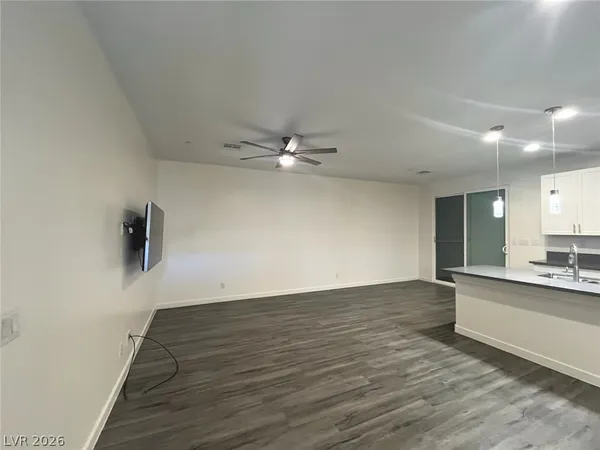 $2,300 | 1533 Franklin Lane, Boulder City, NV 89005