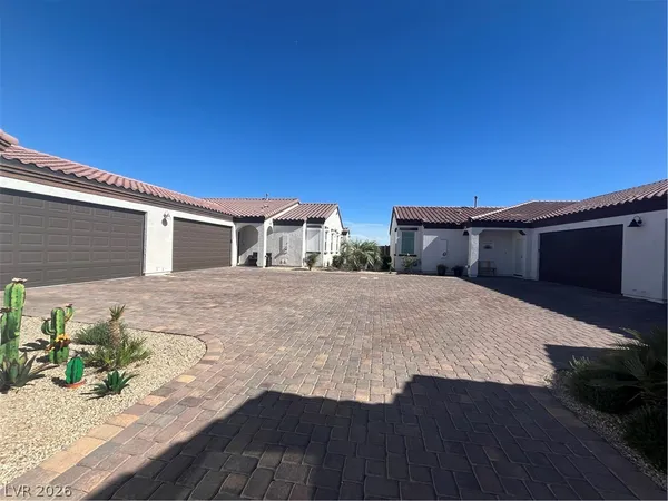 $2,300 | 1533 Franklin Lane, Boulder City, NV 89005