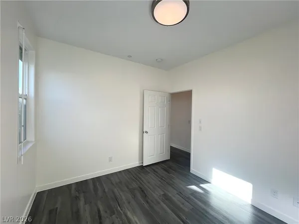 $2,300 | 1533 Franklin Lane, Boulder City, NV 89005