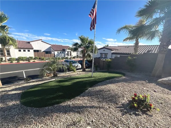 $2,300 | 1533 Franklin Lane, Boulder City, NV 89005