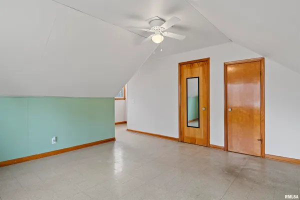 $185,000 | 213 East McManus Street, Buffalo, IL 62515