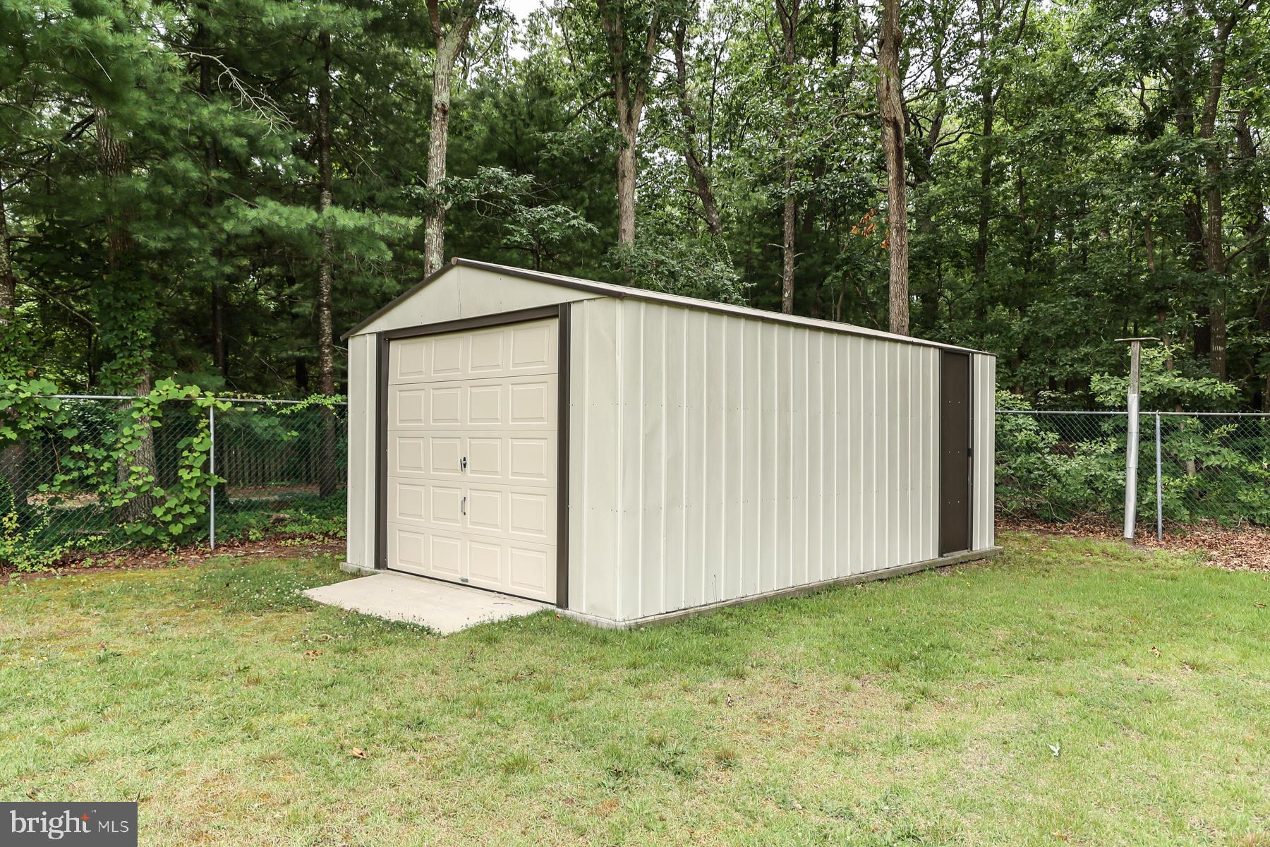 523 South Pitney Road Galloway Township, NJ 08205 - Photo 12 of 38 Gallery Image 12
