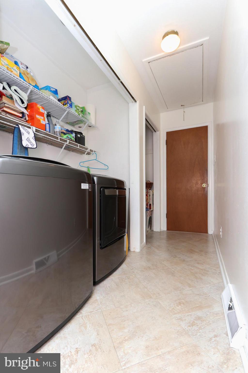 523 South Pitney Road Galloway Township, NJ 08205 - Photo 28 of 38 Gallery Image 28