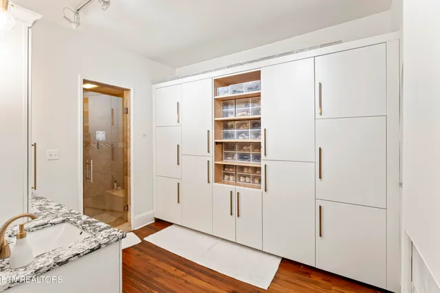 $1,099,999 | 719 Luttrell Street, Knoxville, TN 37917