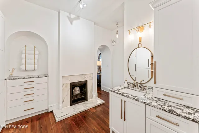 $1,099,999 | 719 Luttrell Street, Knoxville, TN 37917