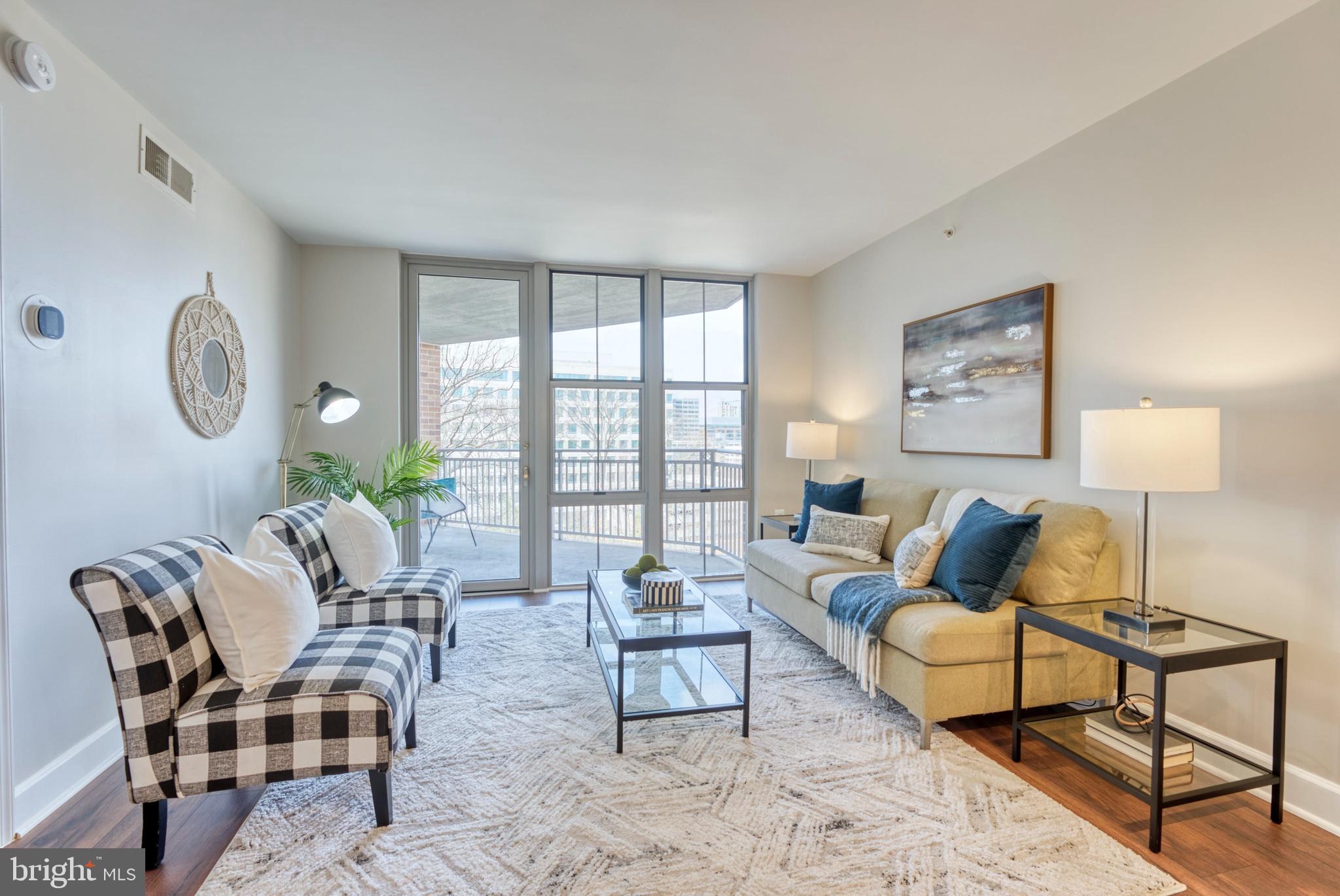 11800 Sunset Hills Road, Unit 913 Reston, VA 20190 - Photo 6 of 52 Living Room