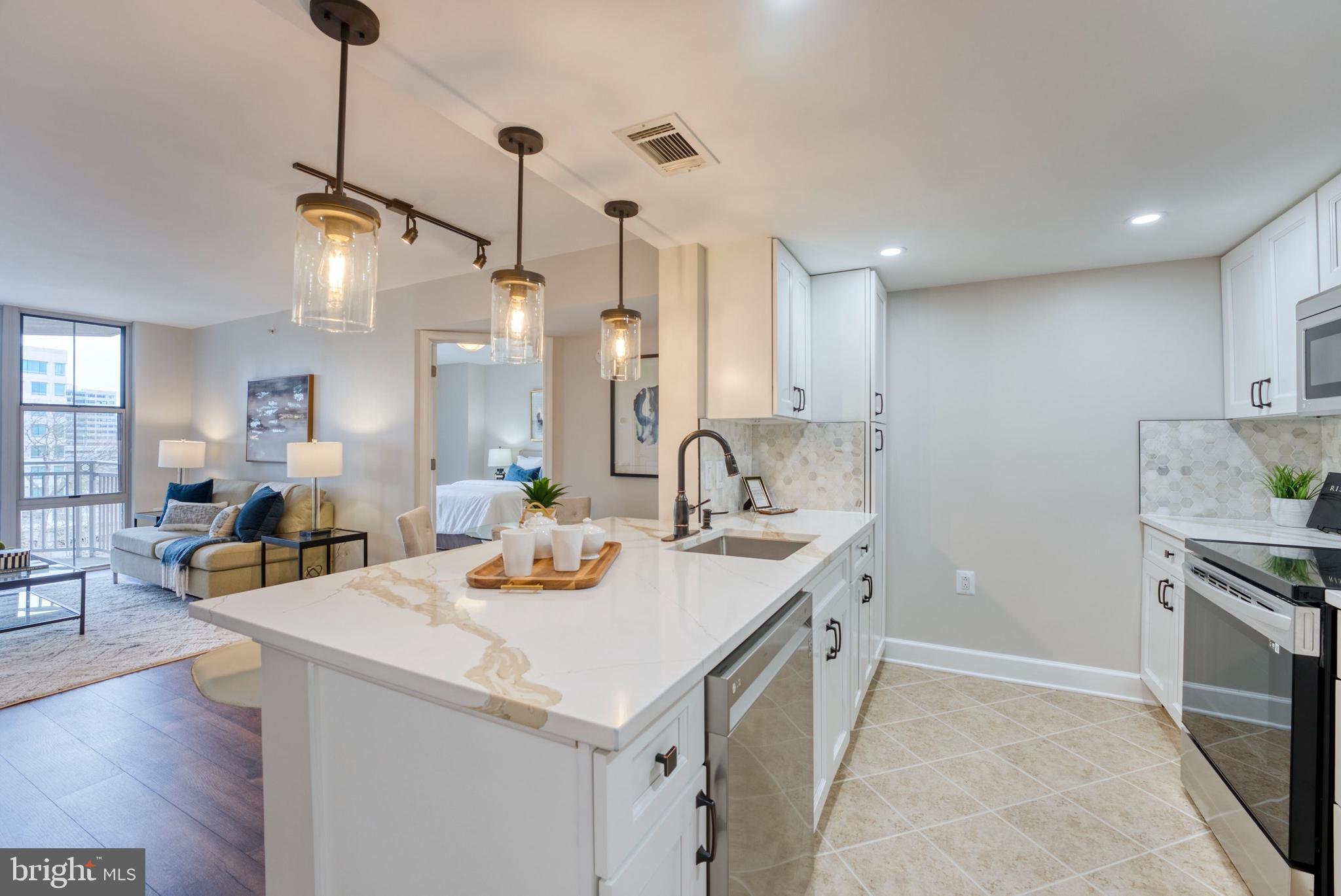 11800 Sunset Hills Road, Unit 913 Reston, VA 20190 - Photo 8 of 52 New Quartz Counterops