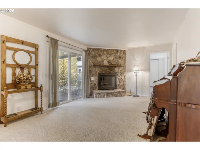 $143,000 | 100 Southwest 195th Avenue, Unit 4, Beaverton, OR 97006