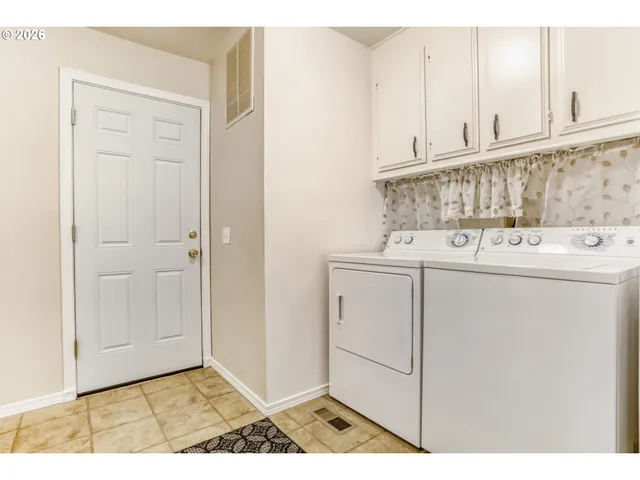 $143,000 | 100 Southwest 195th Avenue, Unit 4, Beaverton, OR 97006