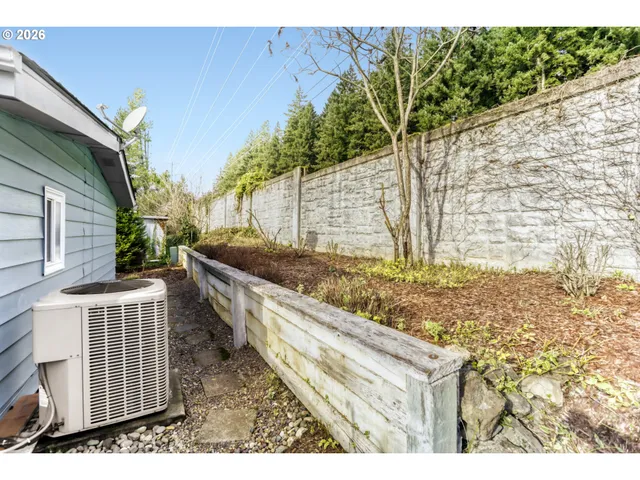 $143,000 | 100 Southwest 195th Avenue, Unit 4, Beaverton, OR 97006