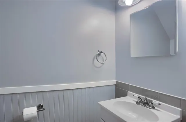 $175,000 | 444 Country View Court, Pittsburgh, PA 15205