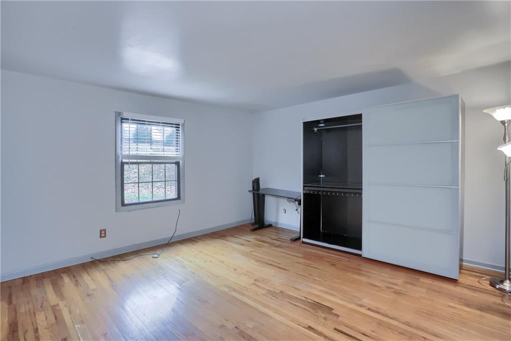 444 Country View Court Pittsburgh, PA 15205 - Photo 21 of 33