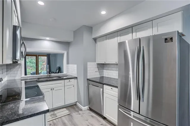 $175,000 | 444 Country View Court, Pittsburgh, PA 15205