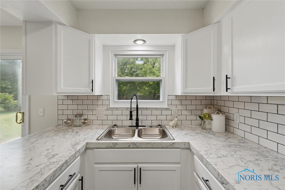 931 Keil Road Toledo, OH 43607 - Photo 16 of 40 Gallery Image 16