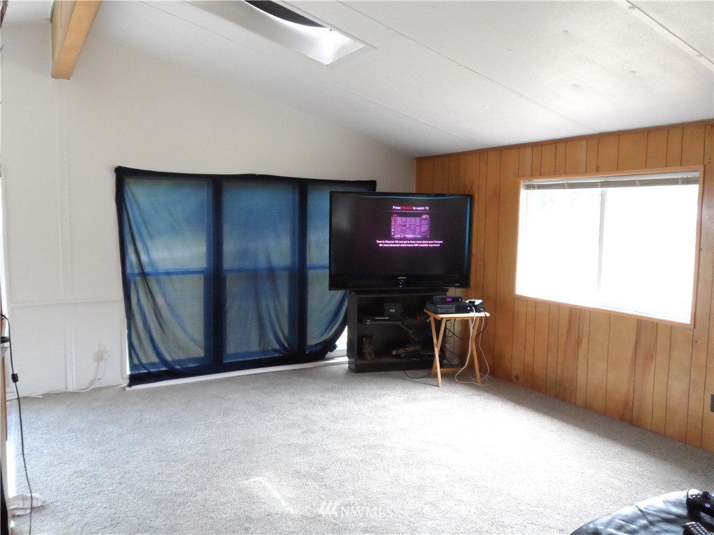 10526 176th Avenue Southwest Rochester, WA 98579 - Photo 14 of 22