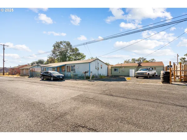 $299,000 | 153 West Beech Avenue, Hermiston, OR 97838