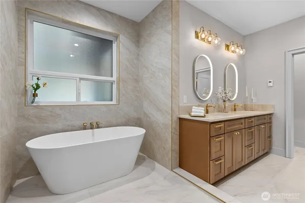 $1,179,000 | 32 Bramble Way, Bellingham, WA 98229