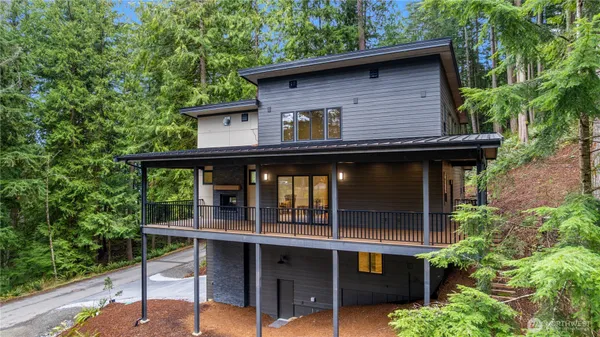 $1,179,000 | 32 Bramble Way, Bellingham, WA 98229