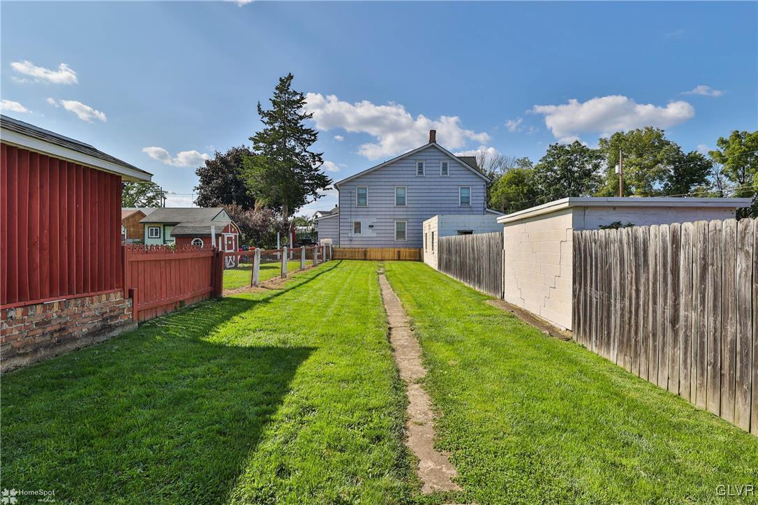 104 Chestnut Street Coplay, PA 18037 - Photo 4 of 43 Gallery Image 4