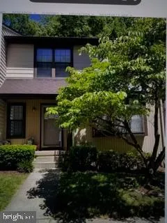 $579,000 | 5904 Roberts Common Court, Burke, VA 22015