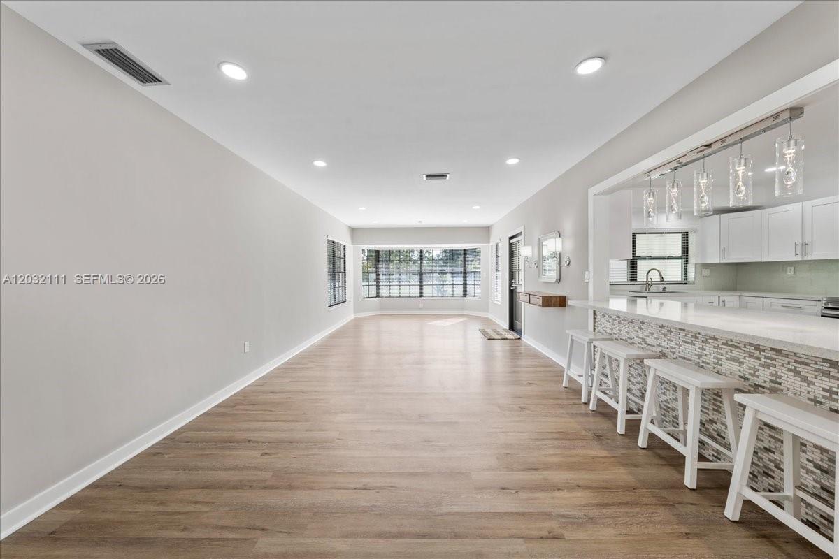 7705 Southwest 66th Street Miami, FL 33143 - Photo 9 of 60