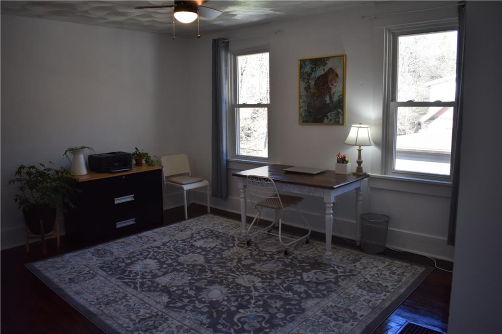 209 Crawford Run Road Creighton, PA 15030 - Photo 16 of 25