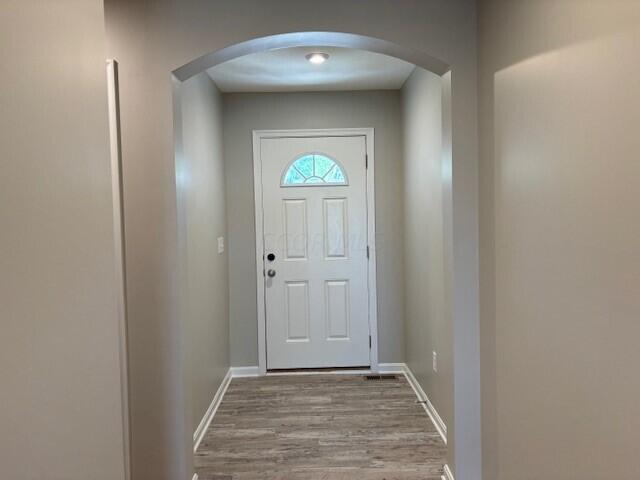 507 Randall Road Delaware, OH 43015 - Photo 40 of 41 Randall 507 Foyer