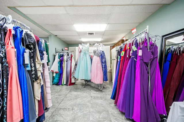 $388,900 | 315 North Cedar Avenue, Owatonna, MN 55060