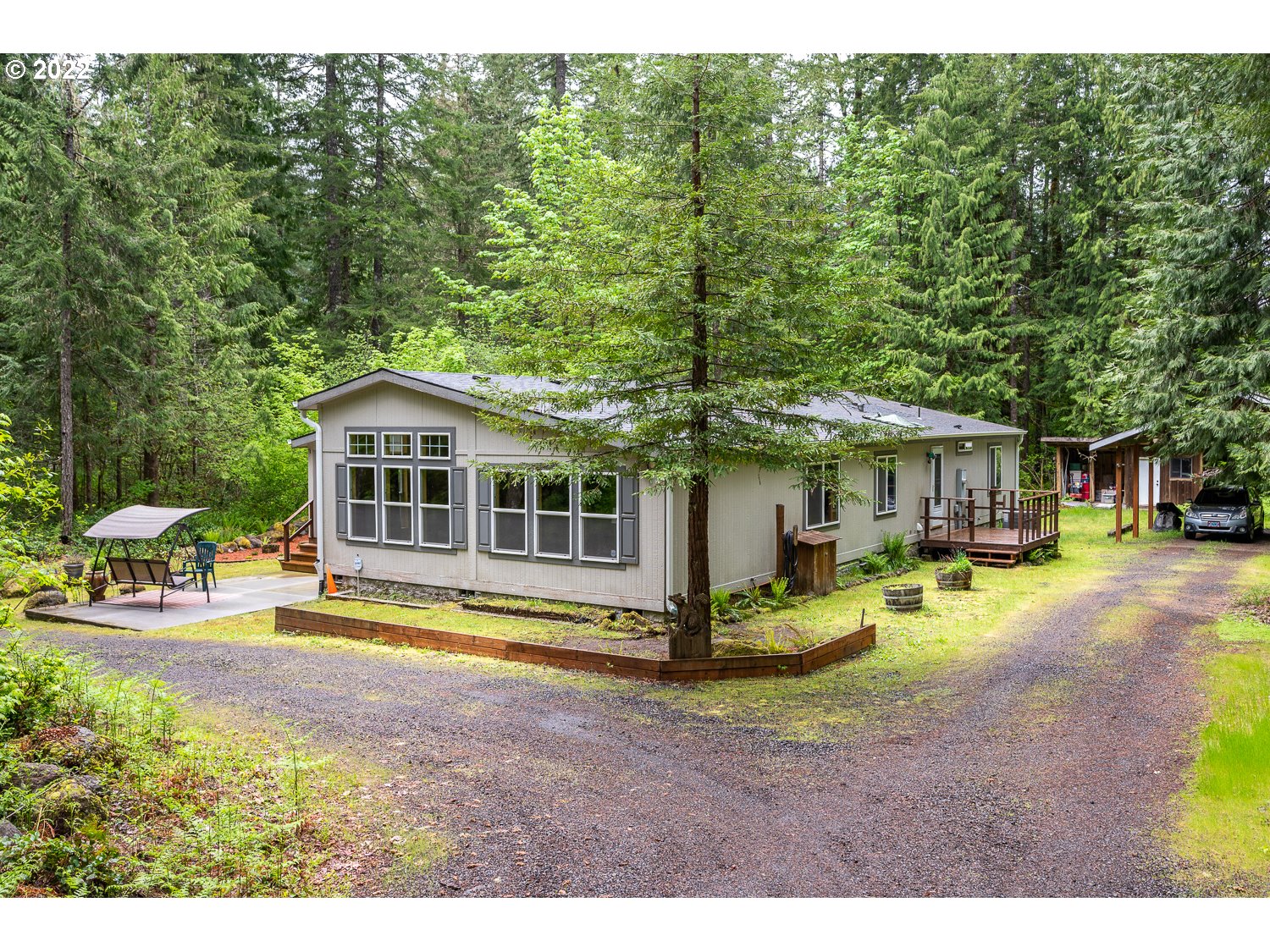 20345 East Lolo Pass Road Rhododendron, OR 97049 - Photo 3 of 32 Gallery Image 3