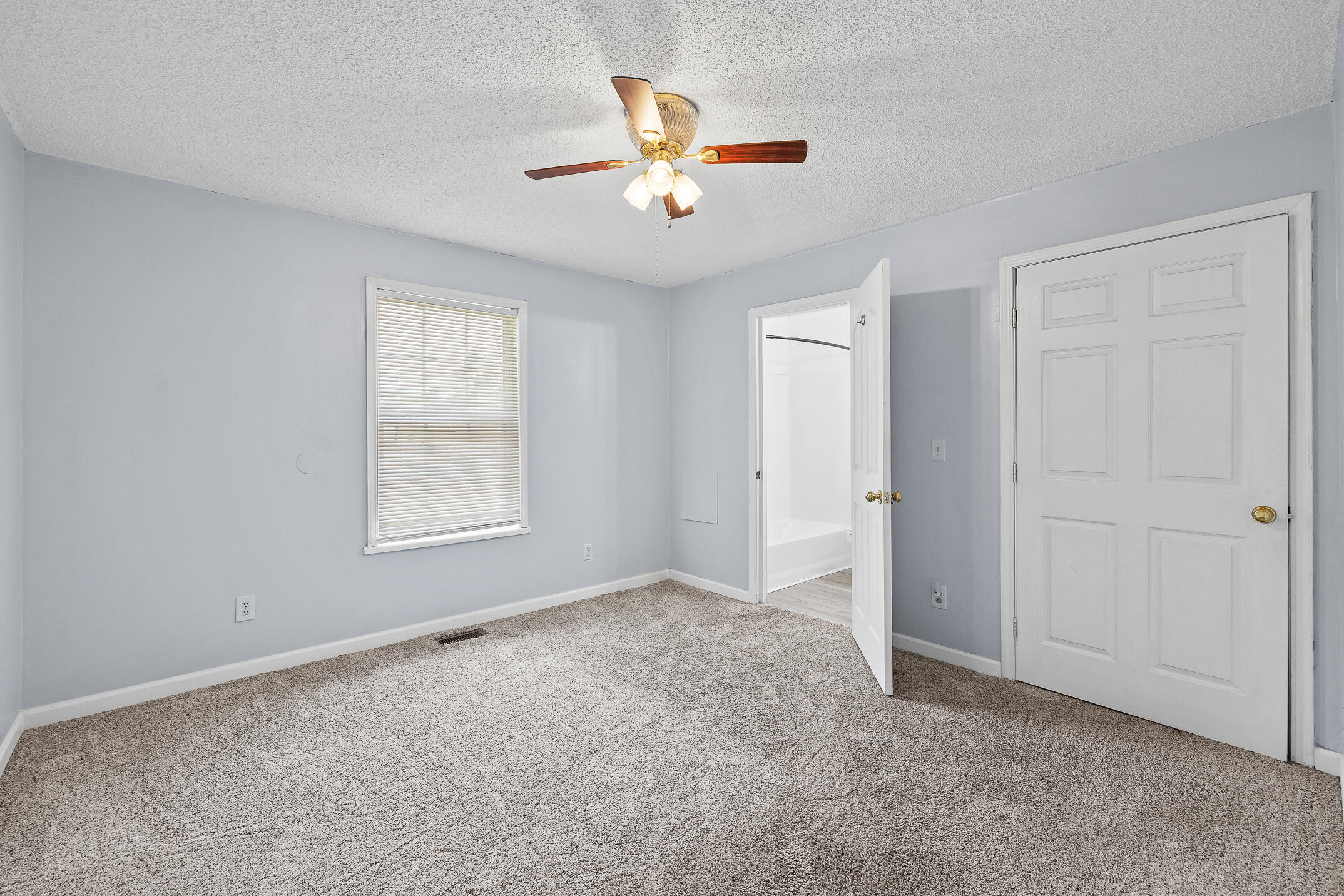 332 Mission Ridge Road Rossville, GA 30741 - Photo 17 of 40 Primary Bedroom
