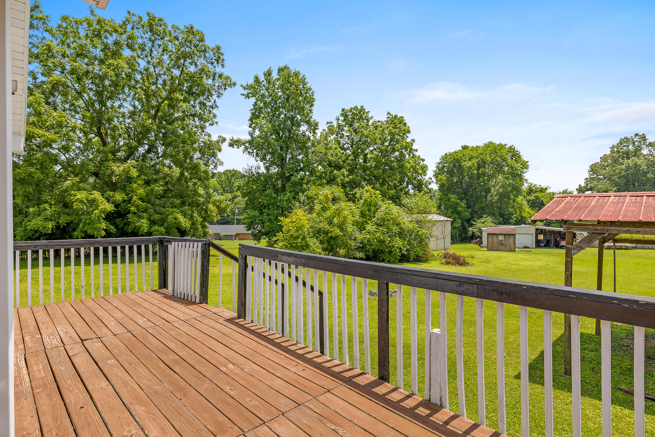 332 Mission Ridge Road Rossville, GA 30741 - Photo 30 of 40 Back Deck