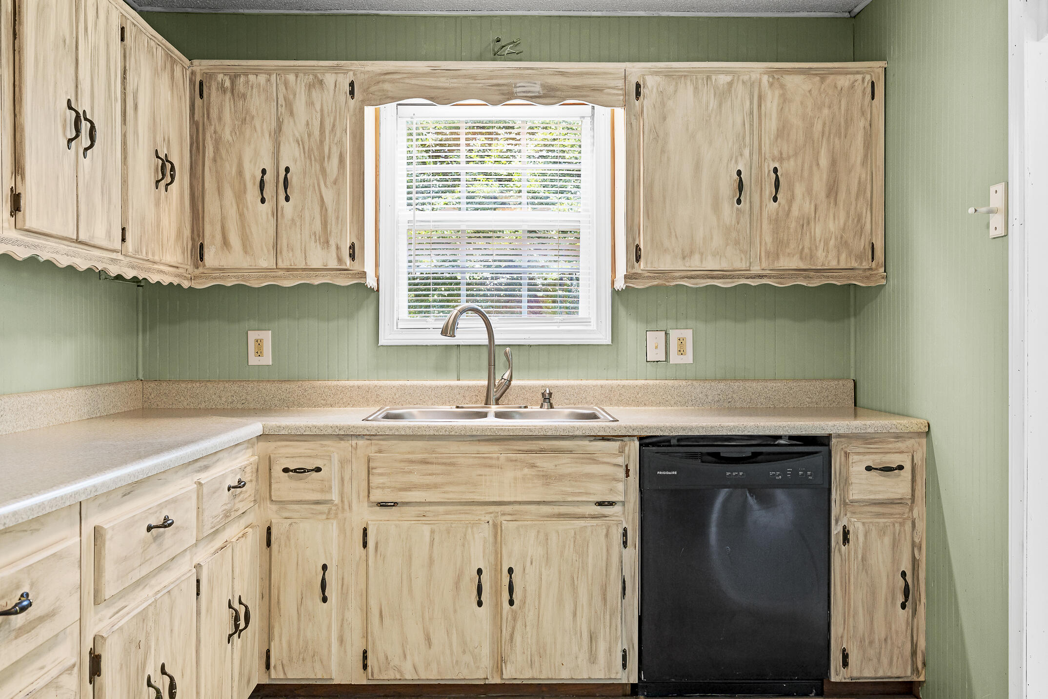 332 Mission Ridge Road Rossville, GA 30741 - Photo 10 of 40 Kitchen